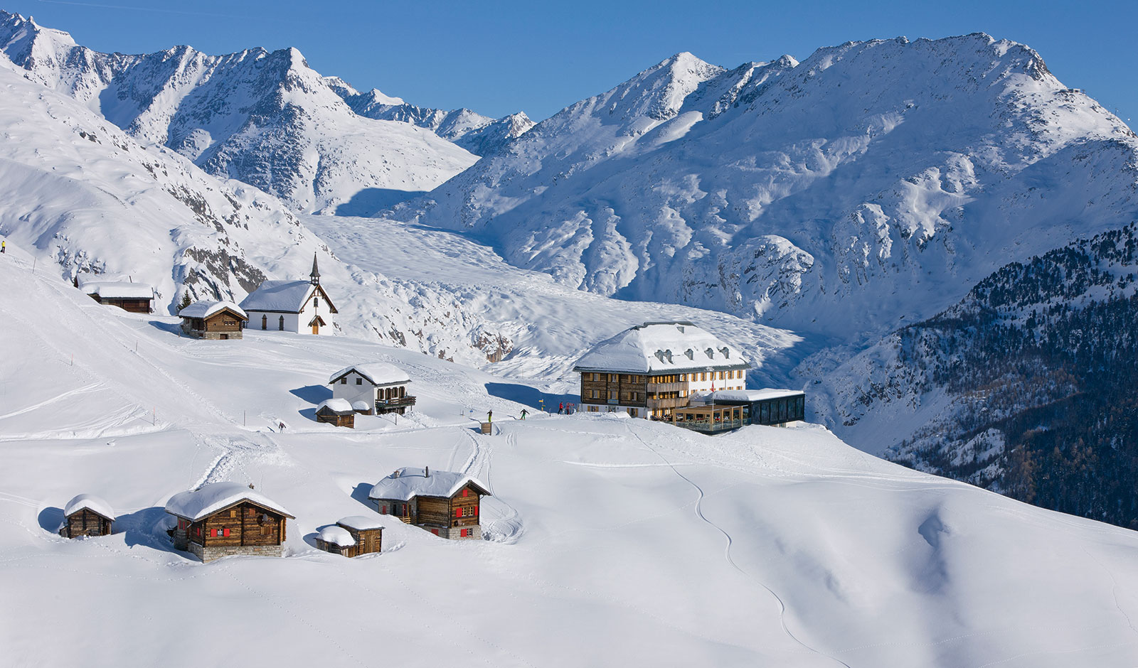 Winterferien im Wallis mit einzigartigem Ausblick – Hotel Belalp